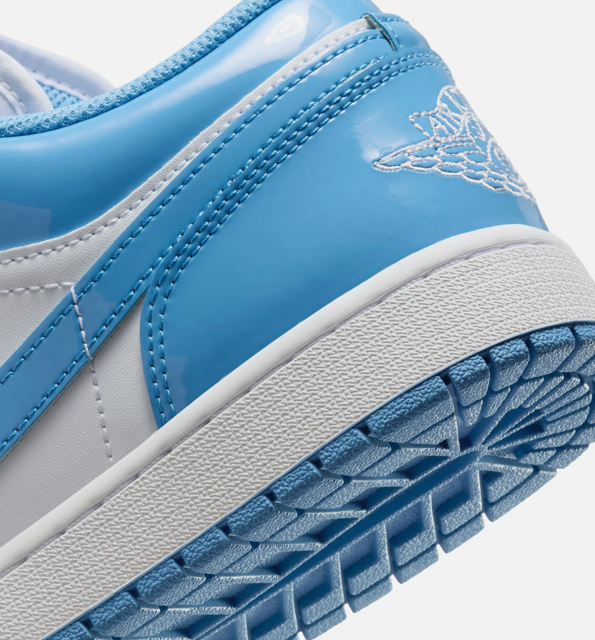 Air Jordan 1 Retro Low Men's Sneakers - Legend Blue/White