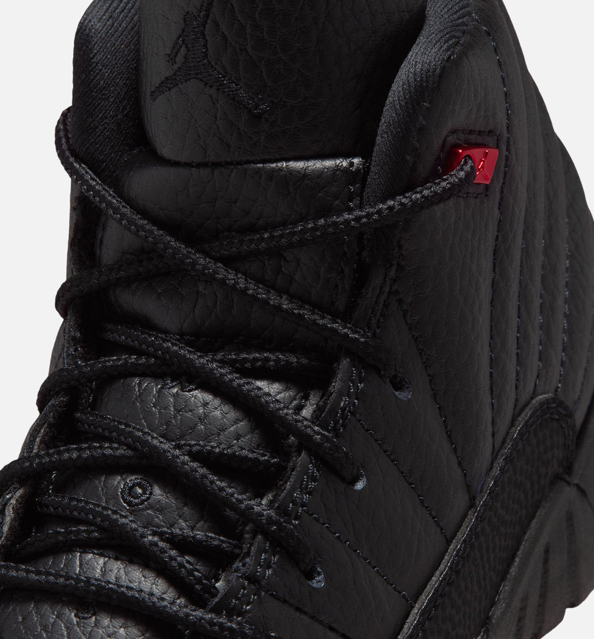 Air Jordan 12 Retro Bloodline Preschool Sneakers - Black/Varsity Red