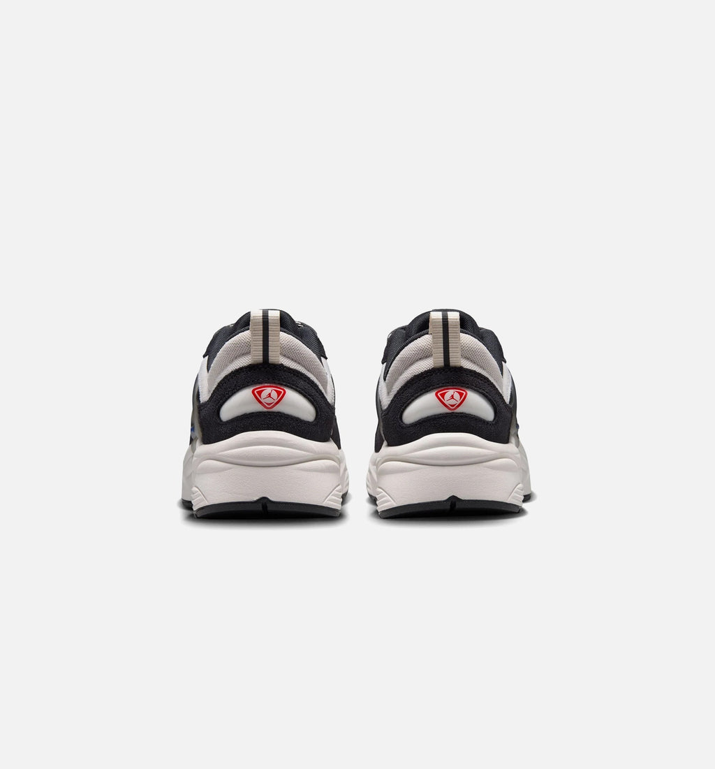 Trunner OS SE Men's Sneakers - Off Noir/University Red/Phantom
