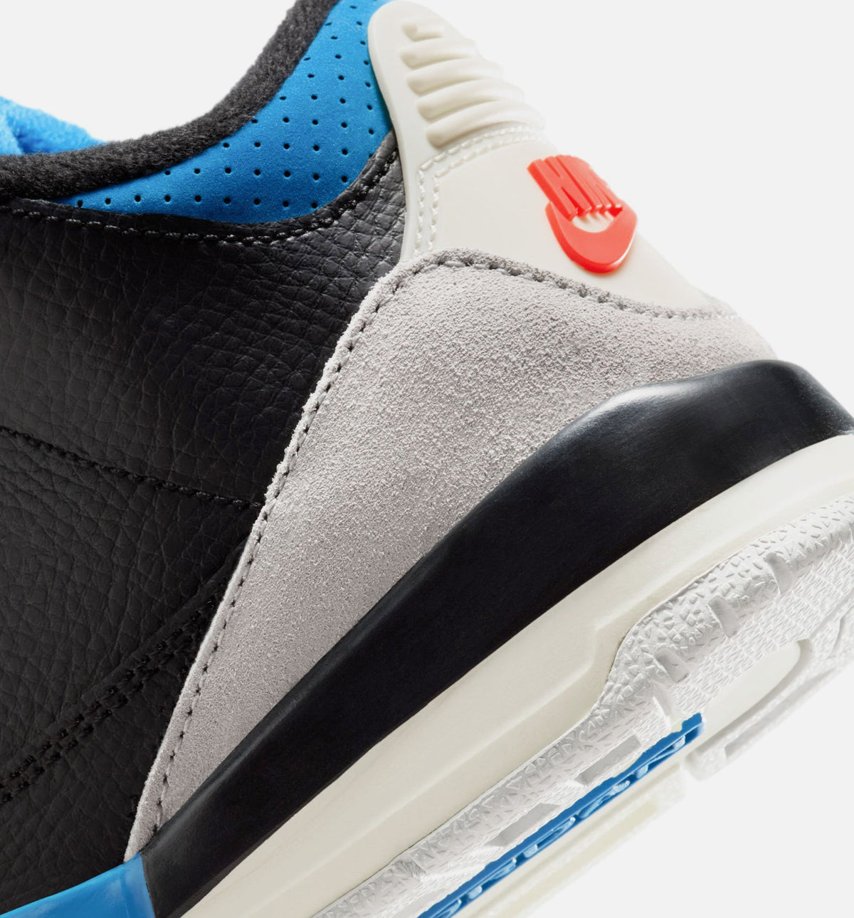Air Jordan 3 Retro OG Rare Air Preschool Sneakers - Black/Chile Red/Neutral Grey