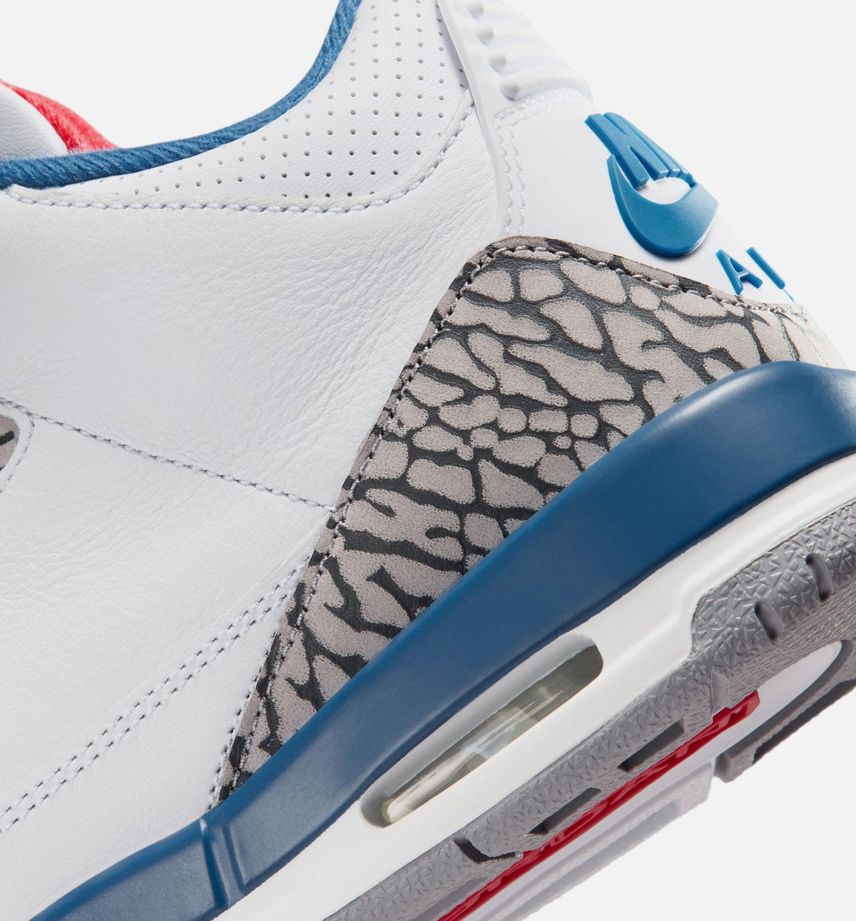 Air Jordan 3 Retro OG True Blue Grade School Sneakers - White/Fire Red/True Blue