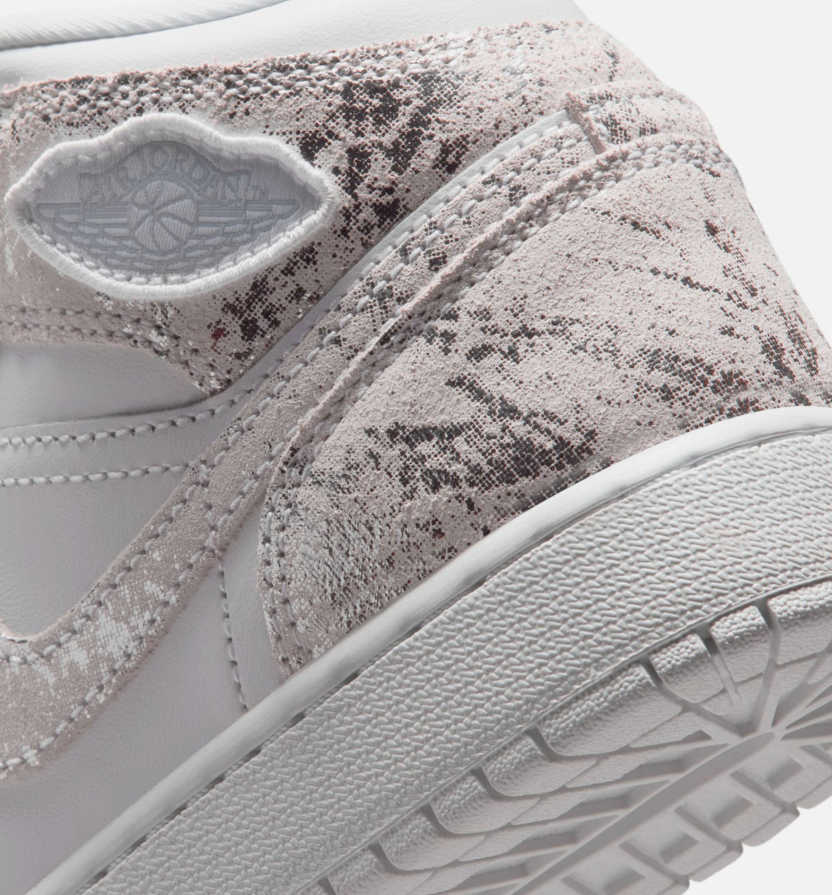 Air Jordan 1 Mid SE Grade School Sneakers - White/Field Silver